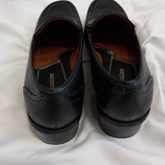 Naturalizer Womens Black Shoes Symbolize Leather - Picture 4 of 4